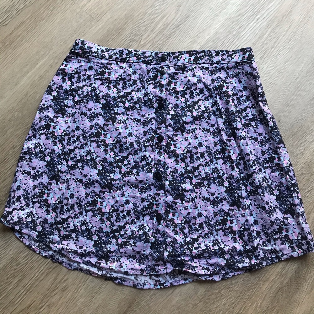 H&M Patterned Mini Skirt